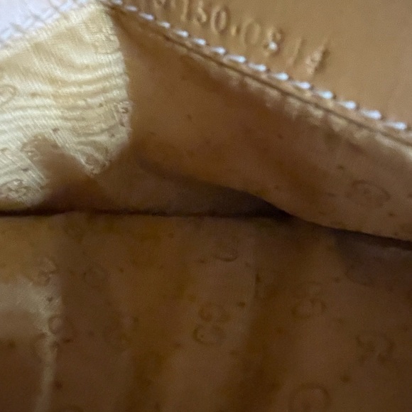 Gucci Wallet - Picture 7 of 10